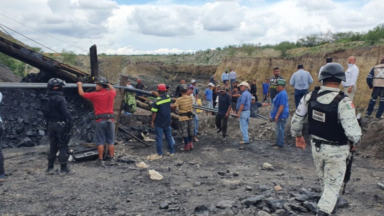 Rescatados  siete cuerpos de los mineros en Múzquiz