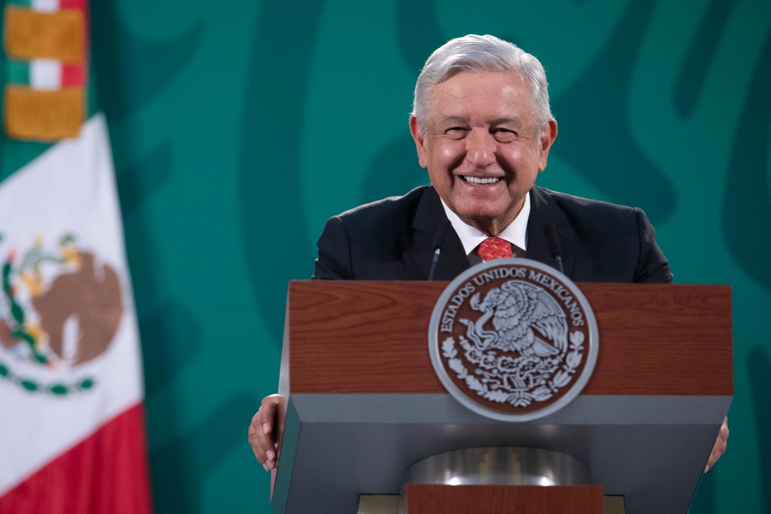 López Obrador no descarta vacunar menores de edad con problemas de salud
