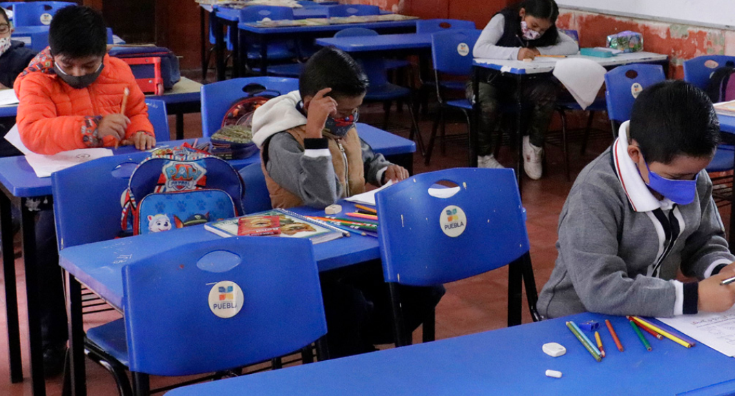 Más de 30 mil menores con comorbilidad no acuden a clases presenciales en Puebla