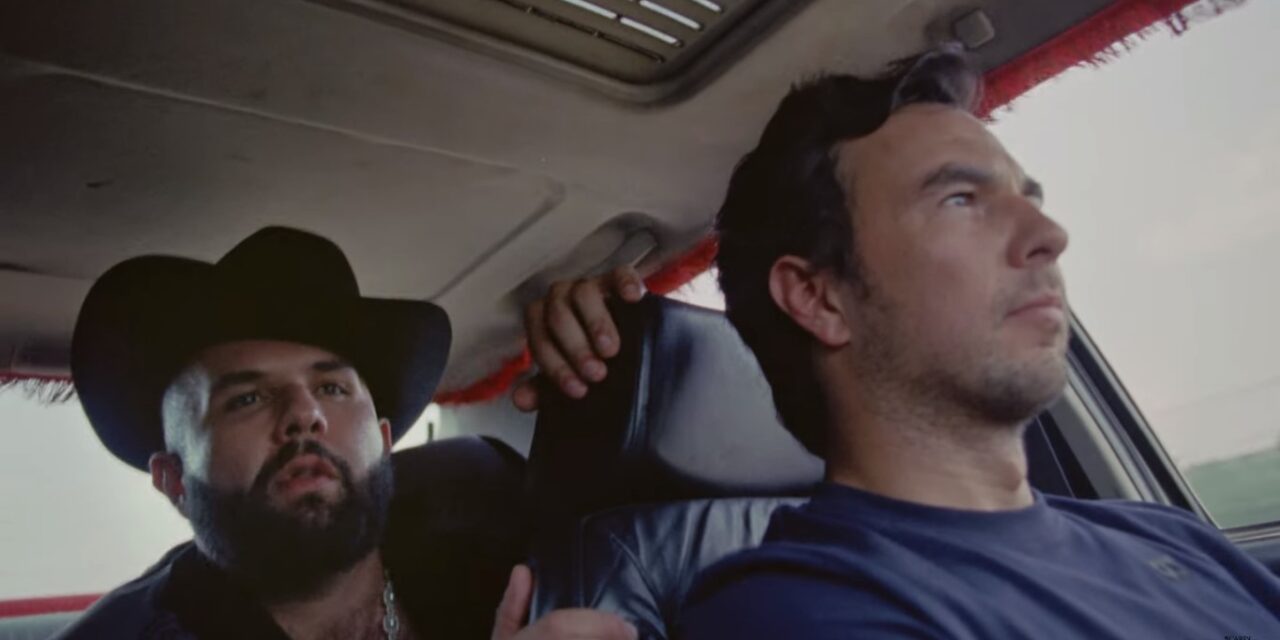 Checo Pérez se Luce Como Actor en el Nuevo Video Musical de Carín León (VIDEO)